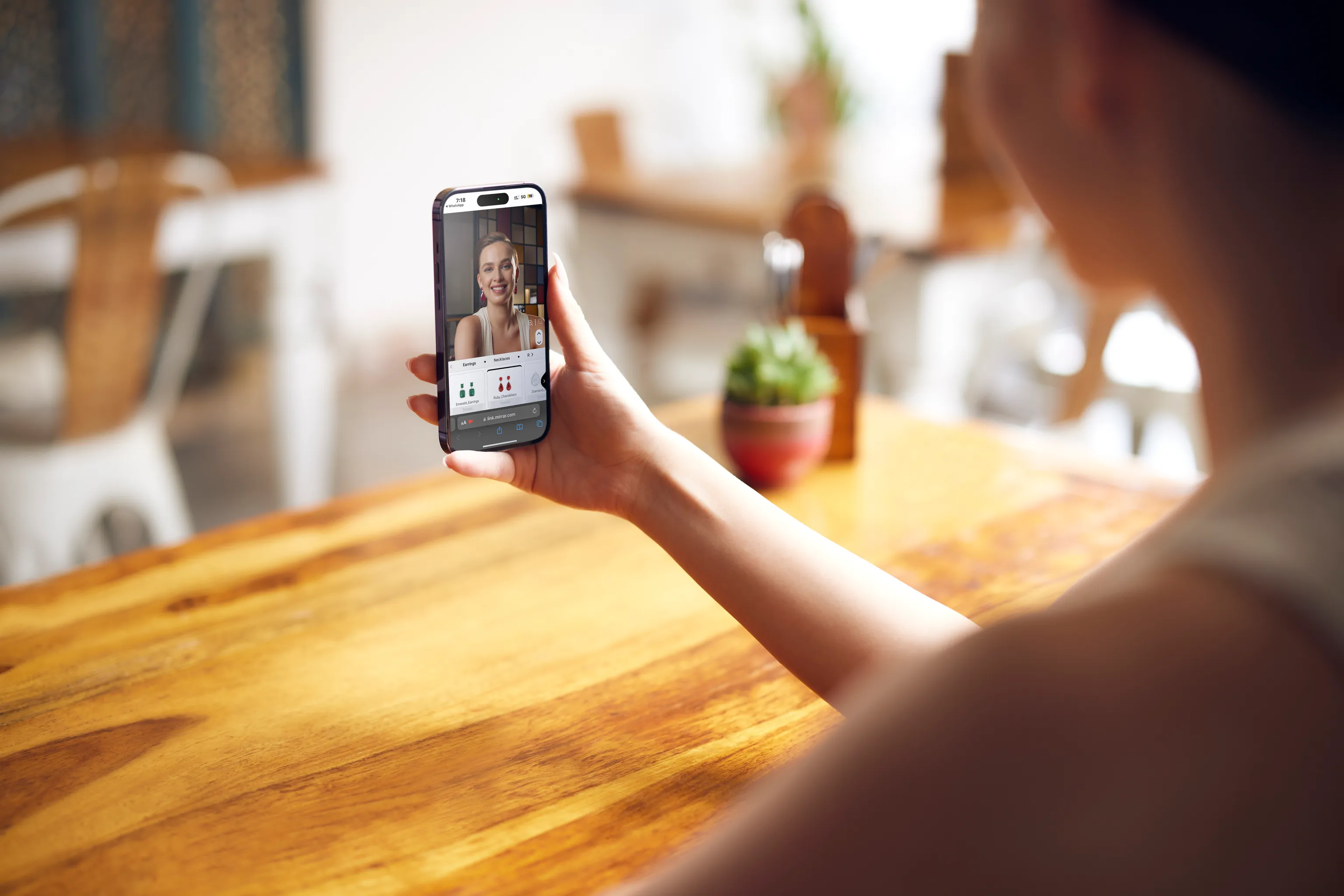 Augmented Reality Jewelry App & Virtual Try On Software